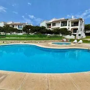 https://apartamento-de-2-dormitorios-con-piscina-mitjana.balearic-islands.net